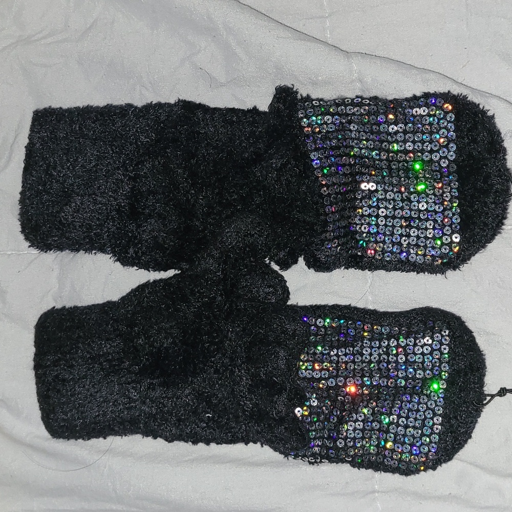 Women's Winter Gloves Black, Furry